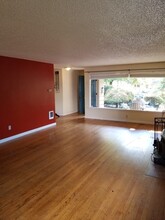 630 E Lk Washington Blvd in Seattle, WA - Foto de edificio - Building Photo