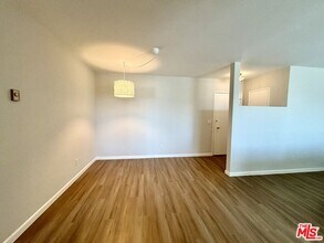 5000 S Centinela Ave in Los Angeles, CA - Building Photo - Building Photo