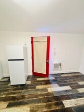 152 W Tenth St in Beaumont, CA - Building Photo - Building Photo