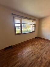 915 N Oak Grove Ave in Springfield, MO - Building Photo - Building Photo