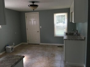 447 Greenwood Ave in Lexington, KY - Building Photo - Building Photo