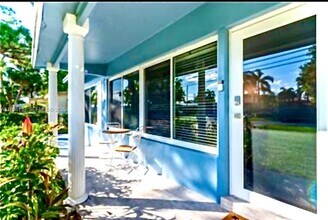 2233 SE 13th St in Pompano Beach, FL - Building Photo - Building Photo