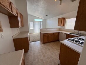 9920 Marlborough Ave SW in Albuquerque, NM - Building Photo - Building Photo
