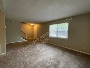 8913 Hunter Ridge Dr in Charlotte, NC - Building Photo - Building Photo