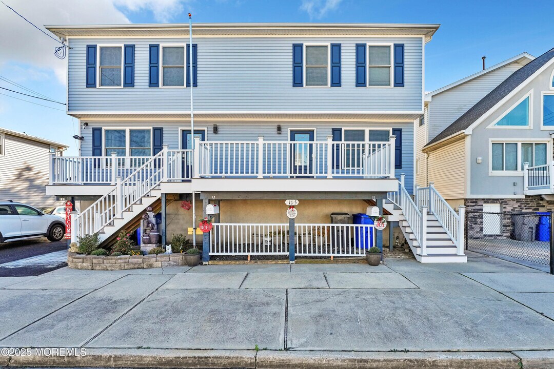 115 Harding Ave in Seaside Heights, NJ - Building Photo