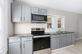 1119 Kenmore St in Jacksonville, FL - Building Photo - Building Photo