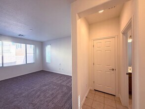 7230 Regent Pond St in Las Vegas, NV - Building Photo - Building Photo