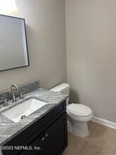 2410 Seabury Pl N in Jacksonville, FL - Foto de edificio - Building Photo