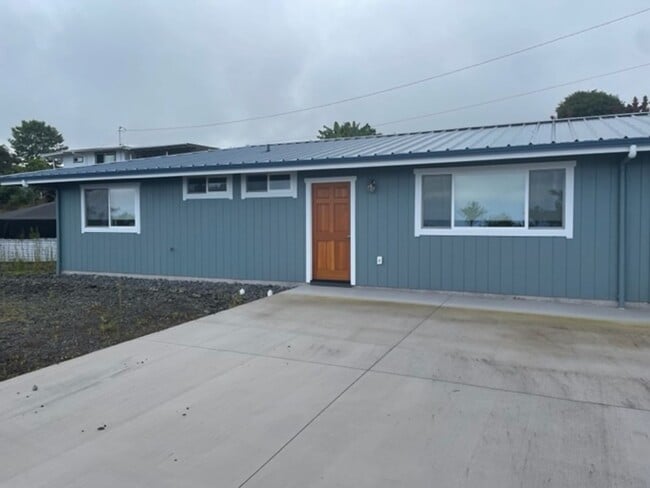 81-1137-1137 Konawaena School Rd in Kealakekua, HI - Foto de edificio - Building Photo