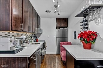 420 W Aldine Ave in Chicago, IL - Building Photo - Building Photo