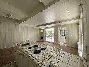 190 W K St in Benicia, CA - Building Photo - Building Photo