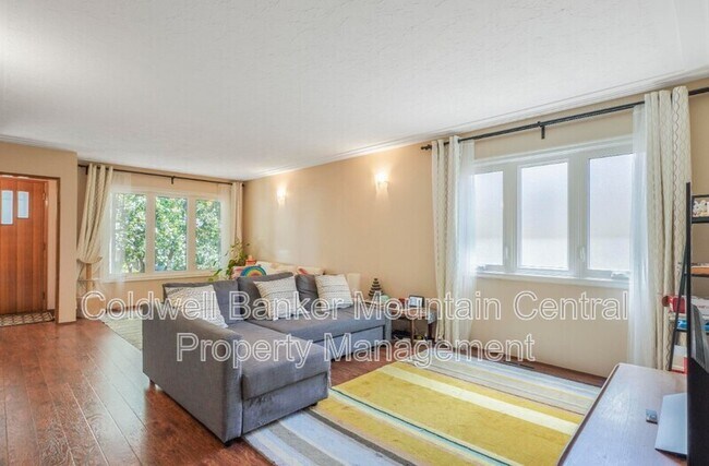 11628-11691 91 St NW in Edmonton, AB - Building Photo - Building Photo