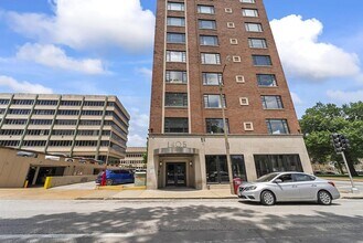 Storyboard on Pine in St. Louis, MO - Foto de edificio - Building Photo