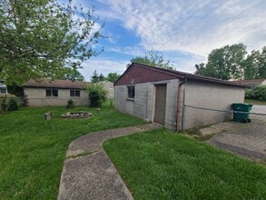 1700 Cimmaron Trail in Louisville, KY - Building Photo - Building Photo