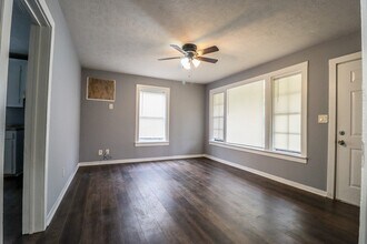 3051 W Crockett St in Beaumont, TX - Foto de edificio - Building Photo