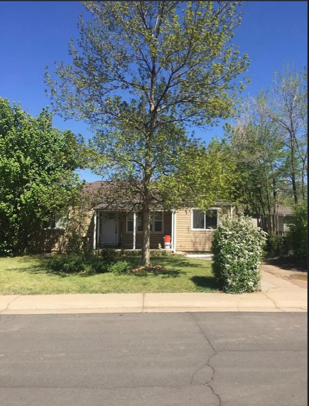 property at 1920 Xanthia St