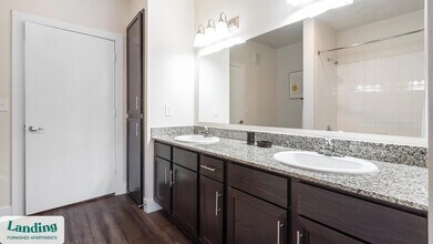 14006 Potranco Rd in San Antonio, TX - Building Photo - Building Photo