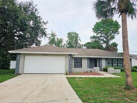 8935 Esguerra Ln in Orlando, FL - Building Photo