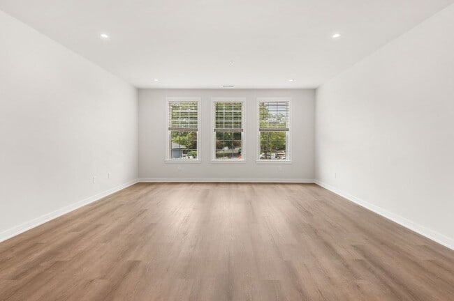property at 26 S York Rd