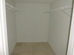 8720 Shadow Wood Blvd, Unit 502 in Coral Springs, FL - Building Photo - Building Photo