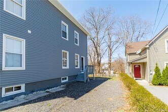 31 Willetts Ave in New London, CT - Foto de edificio - Building Photo