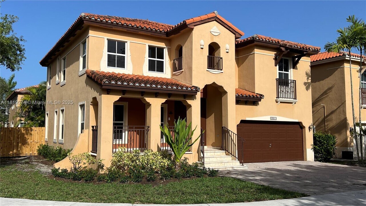 3001 SW 156th Ave in Miami, FL - Building Photo