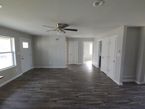129 Priddy Ln in Fort Worth, TX - Building Photo - Building Photo