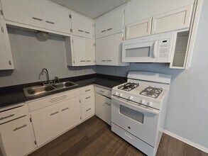 203 N Ora St in Pryor, OK - Foto de edificio - Building Photo