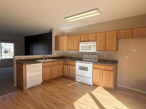 6243 Riverdale Dr in Colorado Springs, CO - Building Photo - Building Photo