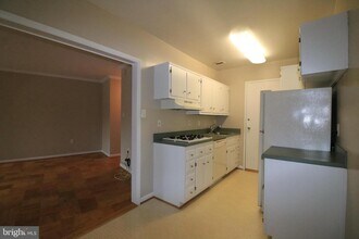 10500 ROCKVILLE in Rockville, MD - Building Photo - Building Photo