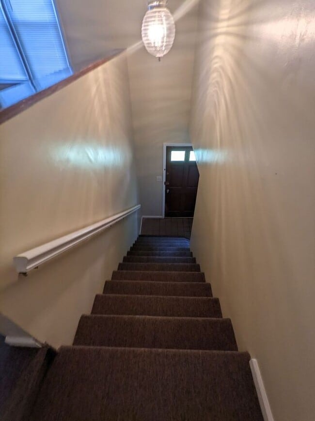 2169 6th St NW in Hickory, NC - Building Photo - Building Photo