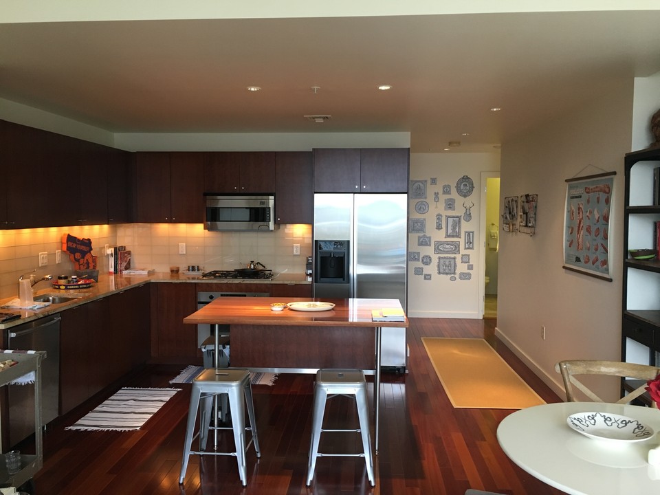 3570 SW River Pkwy, Unit 509 in Portland, OR - Building Photo