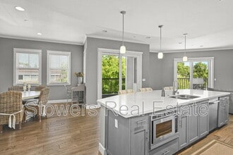 111 W Prospect Ave in Danville, CA - Building Photo - Building Photo