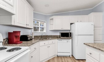 4300 Riverside Dr in Punta Gorda, FL - Building Photo