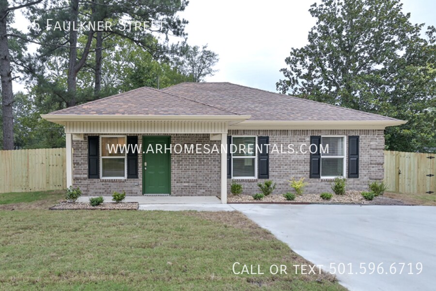 105 Faulkner St in Jacksonville, AR - Building Photo