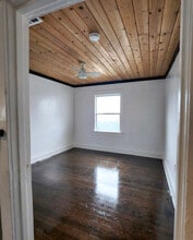 1661 W 36th Pl in Los Angeles, CA - Building Photo - Building Photo