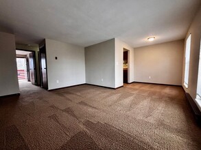 90 Wood Drive in West Milton, OH - Building Photo - Interior Photo