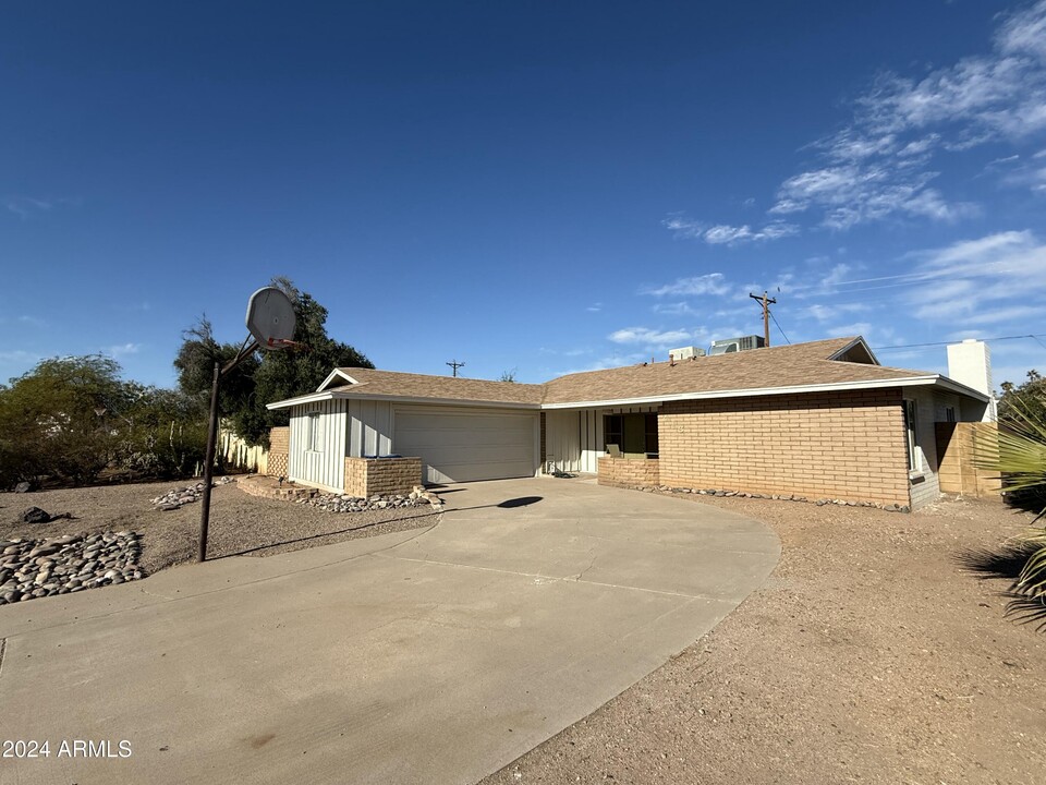 416 E Balboa Dr in Tempe, AZ - Foto de edificio