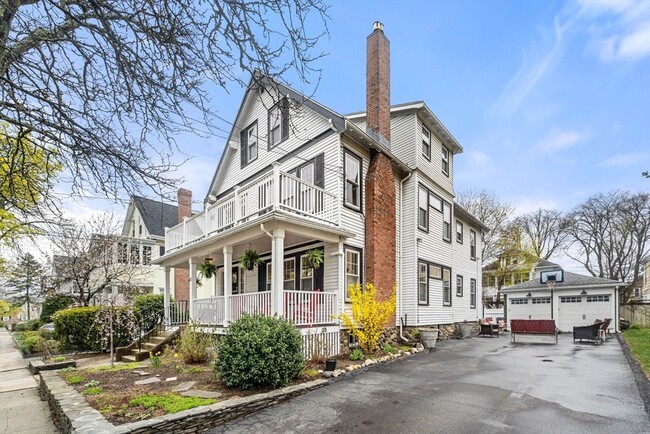 87 Harlow St in Arlington, MA - Building Photo - Building Photo