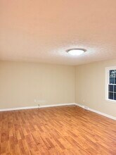 660 Plano Richpond Rd in Bowling Green, KY - Building Photo - Building Photo