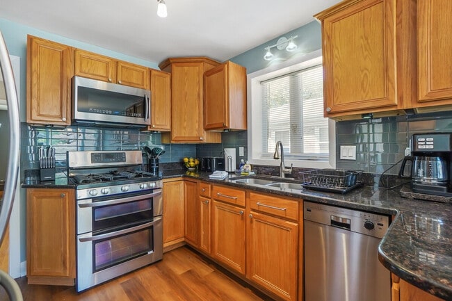 7002 W Farragut Ave, Unit SI ID1285019P in Chicago, IL - Foto de edificio - Building Photo