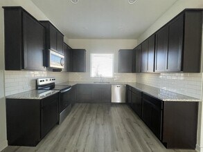 1203 Showbox St in Pflugerville, TX - Building Photo - Building Photo