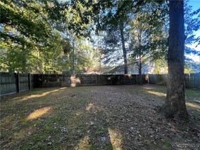 3505 Colonnade Dr in Ettrick, VA - Building Photo - Building Photo