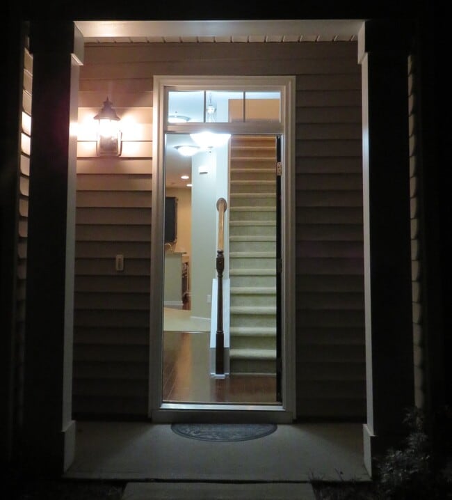 2496 Stadium Dr in North Charleston, SC - Foto de edificio - Building Photo