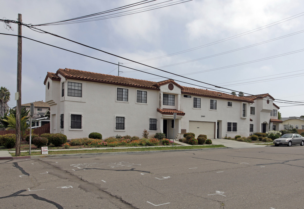 2860 Polk Ave in San Diego, CA - Foto de edificio