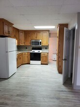 15475 Oak Rd in Waynesboro, PA - Foto de edificio - Building Photo