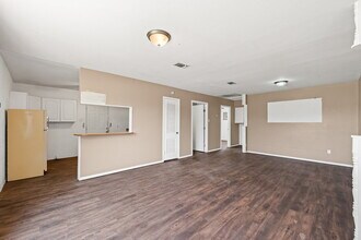 2729 E 2nd Pl in Lubbock, TX - Building Photo - Building Photo