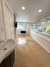 68-70 Hawthorne Way in San Jose, CA - Building Photo - Building Photo