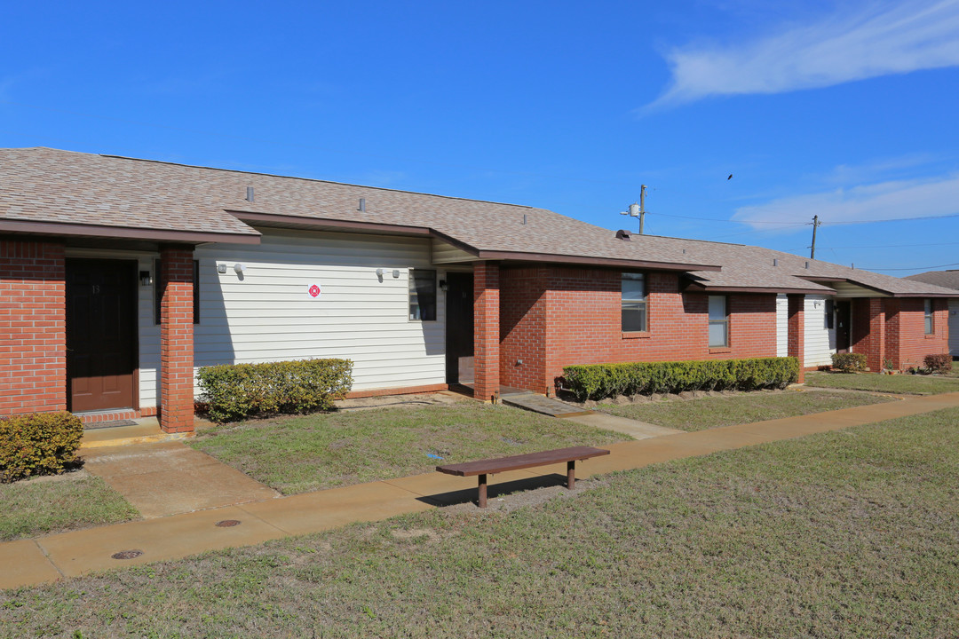 Elkhorn in Frostproof, FL - Building Photo