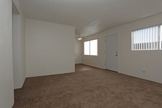 Midtown Commons in Tucson, AZ - Building Photo - Interior Photo